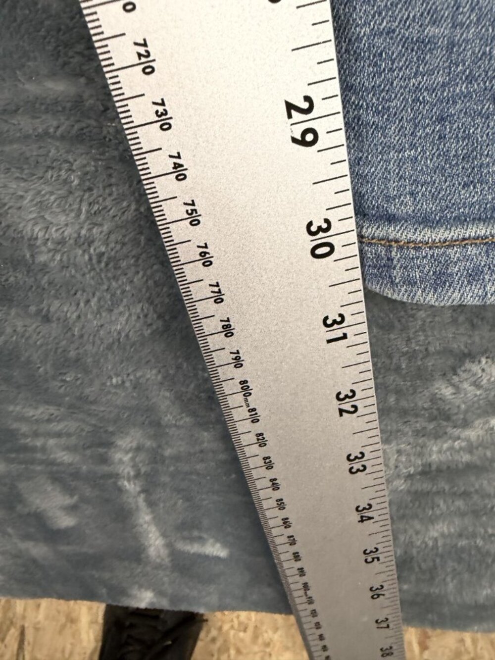 Wild Fable Womens Mid-Rise Flare Jeans Size 4 Light Wash Denim - Picture 9 of 10